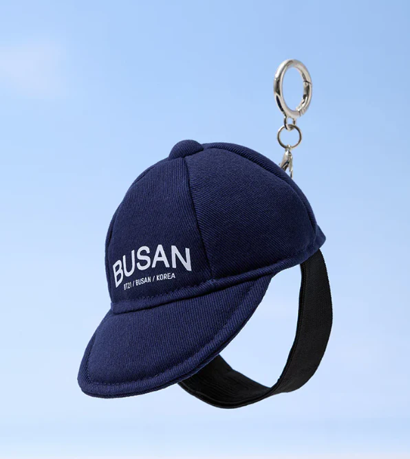 BT21 - BUSAN BALL CAP KEYRING