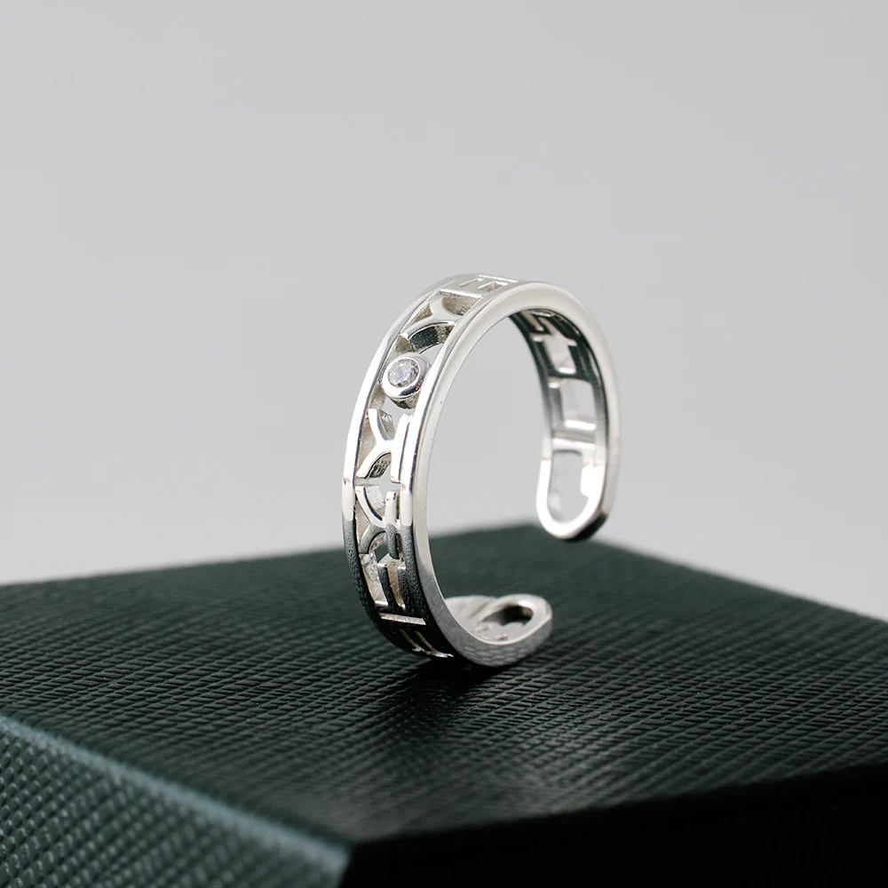KOREAN ALPHABET HANGEUL OPEN RING