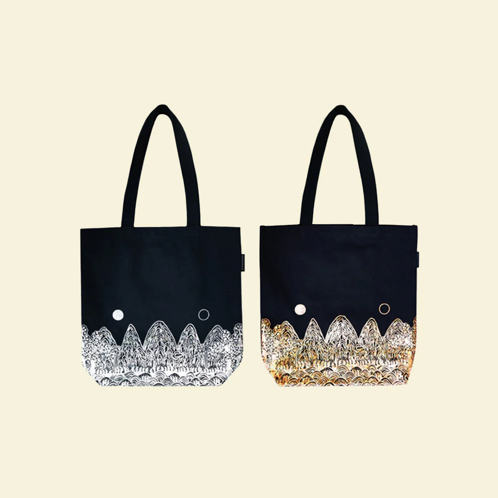 KOREAN TRADITIONAL ILWOLOBONGDO HOLOGRAM ECO BAG