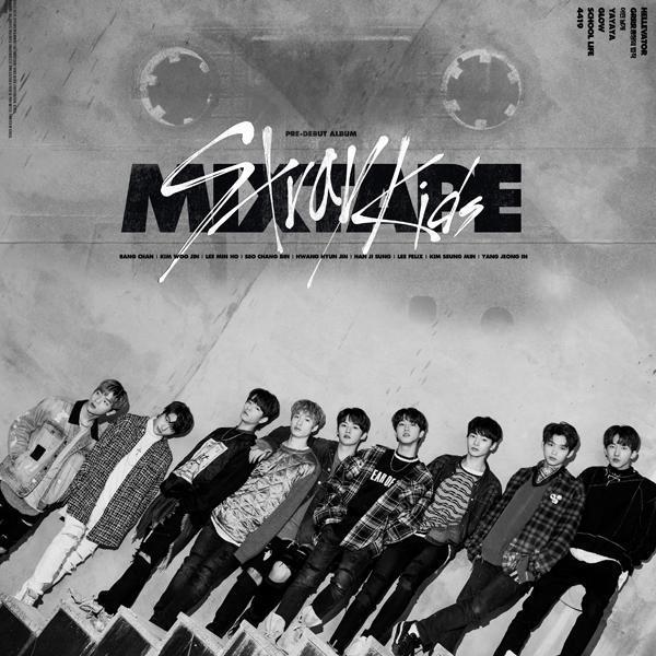 STRAY KIDS - DEBUT ALBUM [MIXTAPE] - Image 2