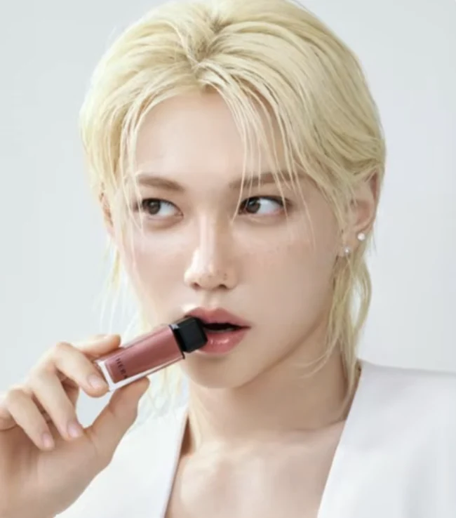 [STRAY KIDS FELIX PICK] HERA SENSUAL NUDE GLOSS 5g - Image 2